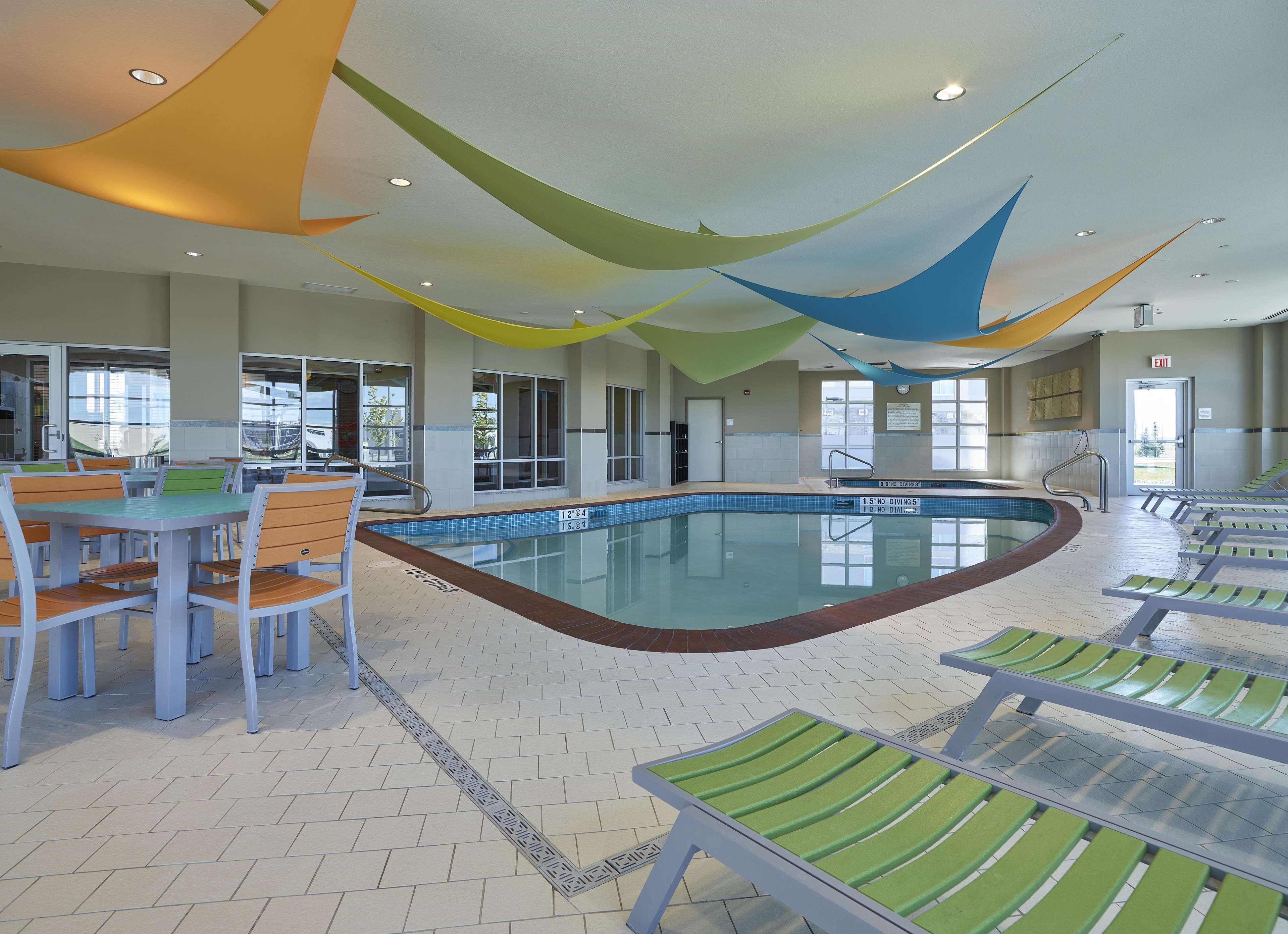 Homewood Suites By Hilton Calgary Downtown Εξωτερικό φωτογραφία