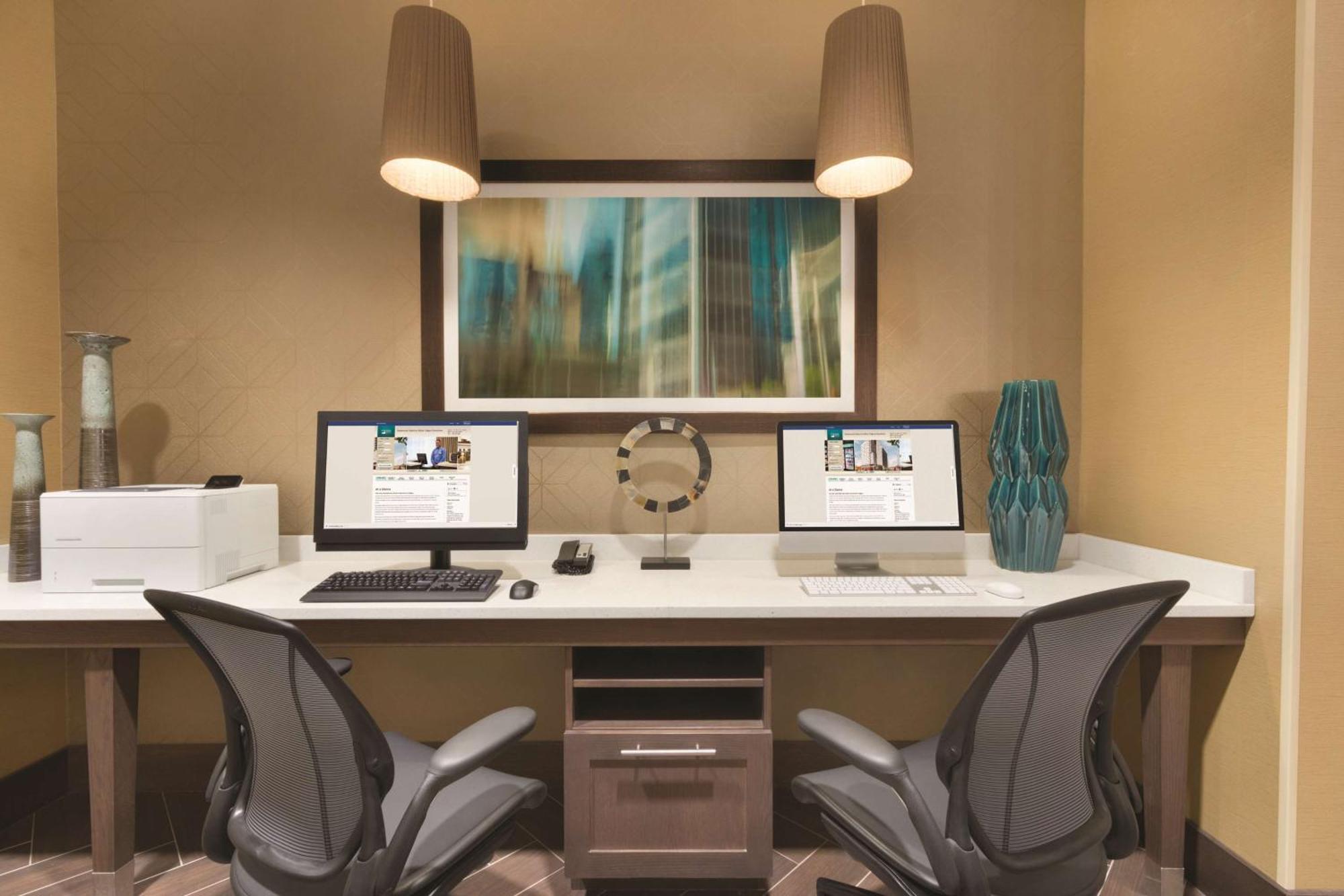 Homewood Suites By Hilton Calgary Downtown Εξωτερικό φωτογραφία