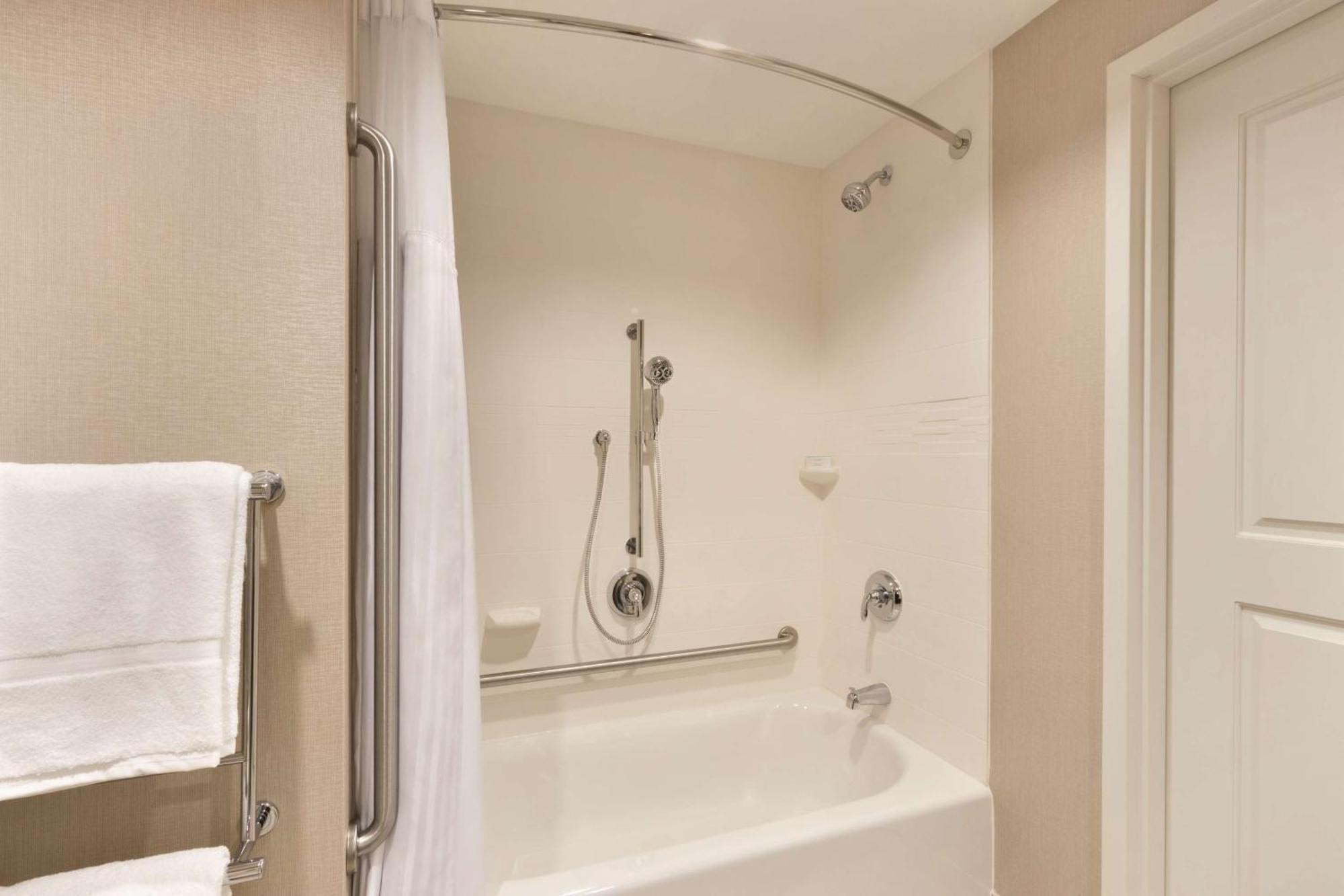 Homewood Suites By Hilton Calgary Downtown Εξωτερικό φωτογραφία