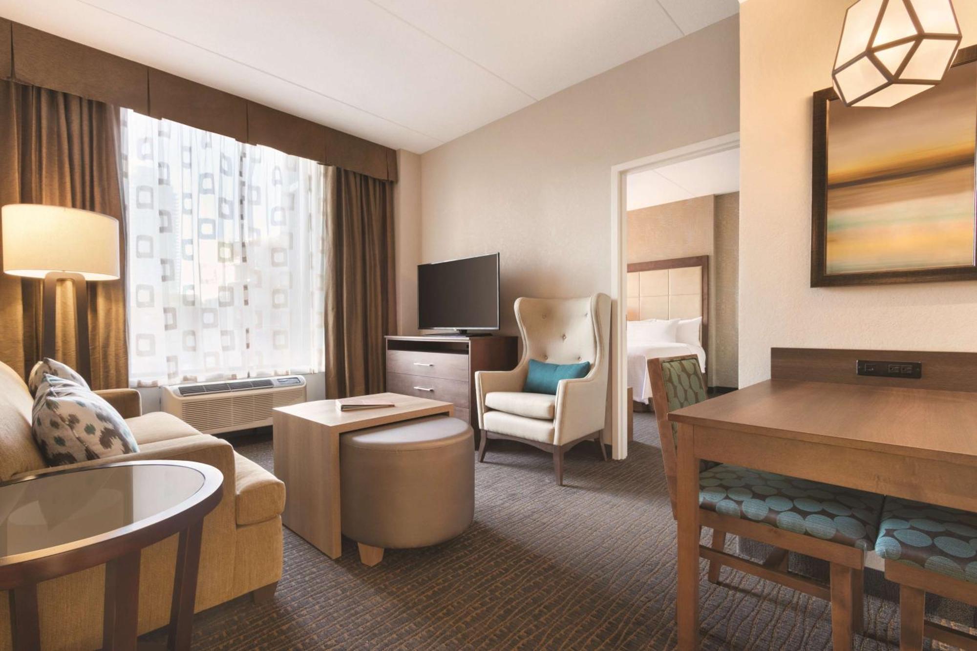 Homewood Suites By Hilton Calgary Downtown Εξωτερικό φωτογραφία
